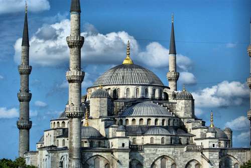 ۱۹ تا از بهترین جاذبه های گردشگری استانبول (نظر توریست ها)